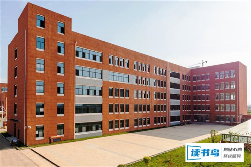 复读学校老师怎么管理